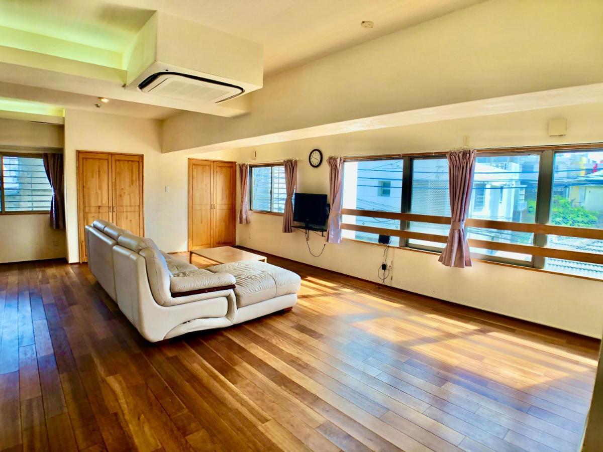 Robcondロブコンド Apartment Naha Luaran gambar