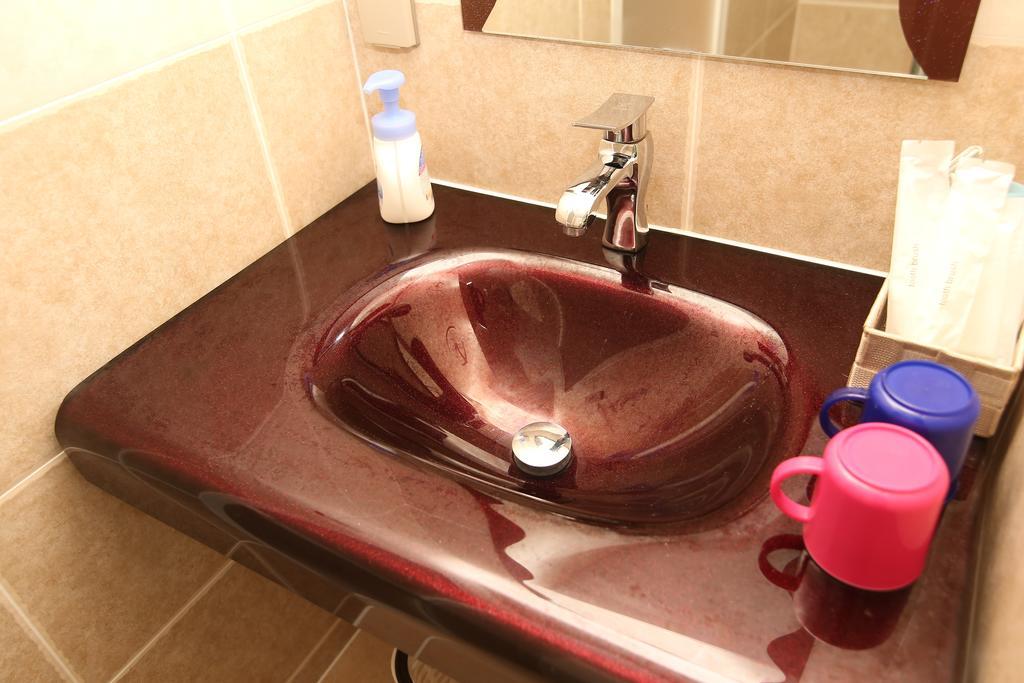 Robcondロブコンド Apartment Naha Luaran gambar